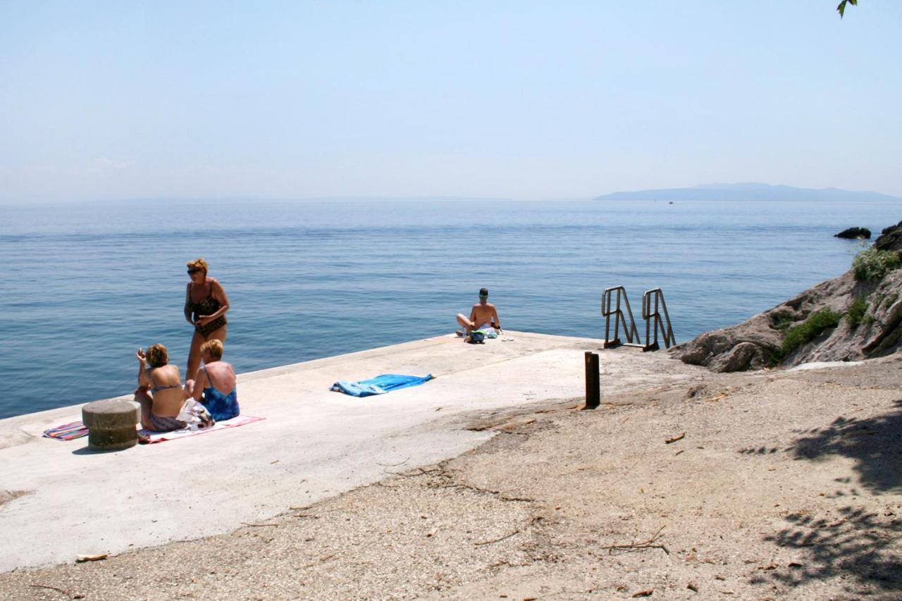 Apartments with a parking space Icici, Opatija - 7788 Bagian luar foto